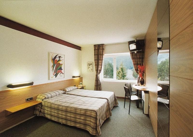Alp Hotel Masella Esterno foto