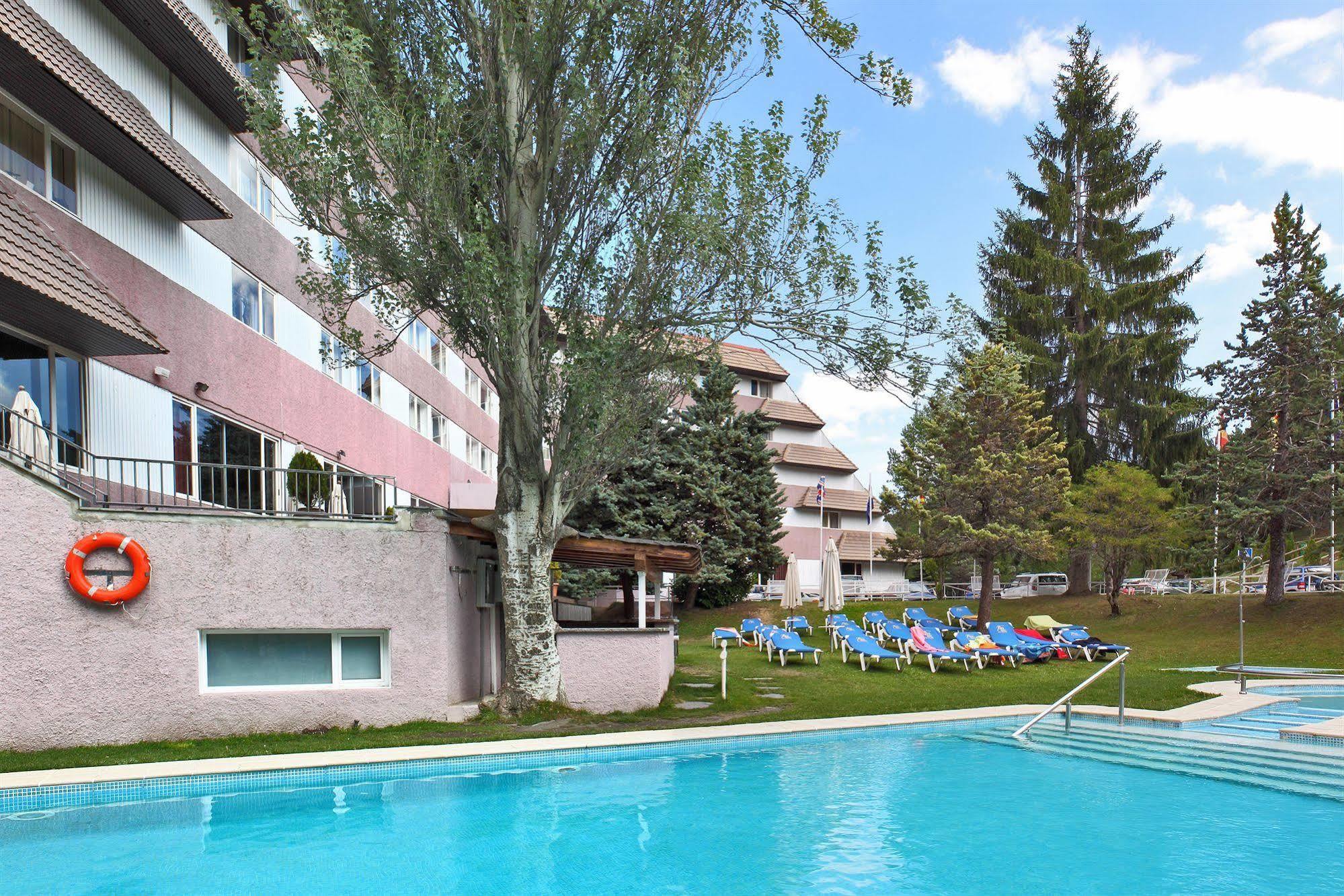 Alp Hotel Masella Esterno foto